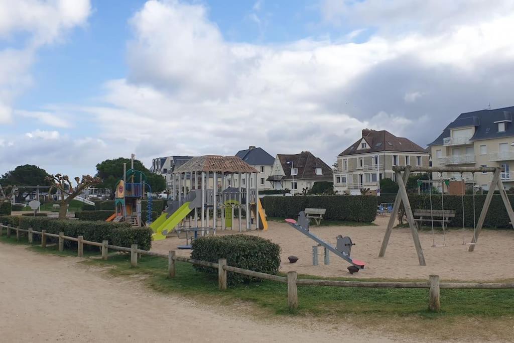 Studio Front De Mer Merville-Franceville-Plage Zewnętrze zdjęcie
