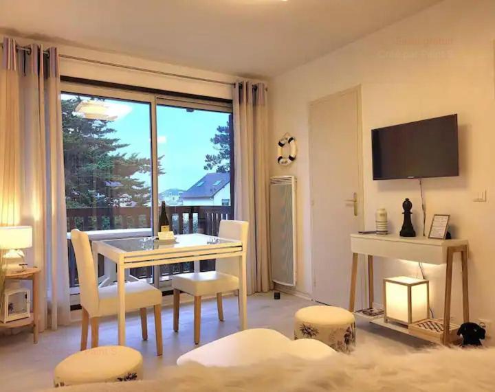 Studio Front De Mer Merville-Franceville-Plage Zewnętrze zdjęcie